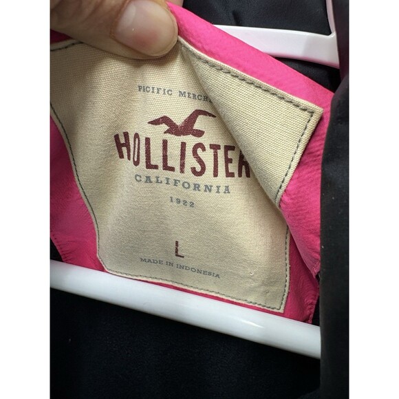 Hollister Women's Black Puffer Vest Hooded Y2K Fleece Lined Cinched Back Size L - Picture 5 of 10